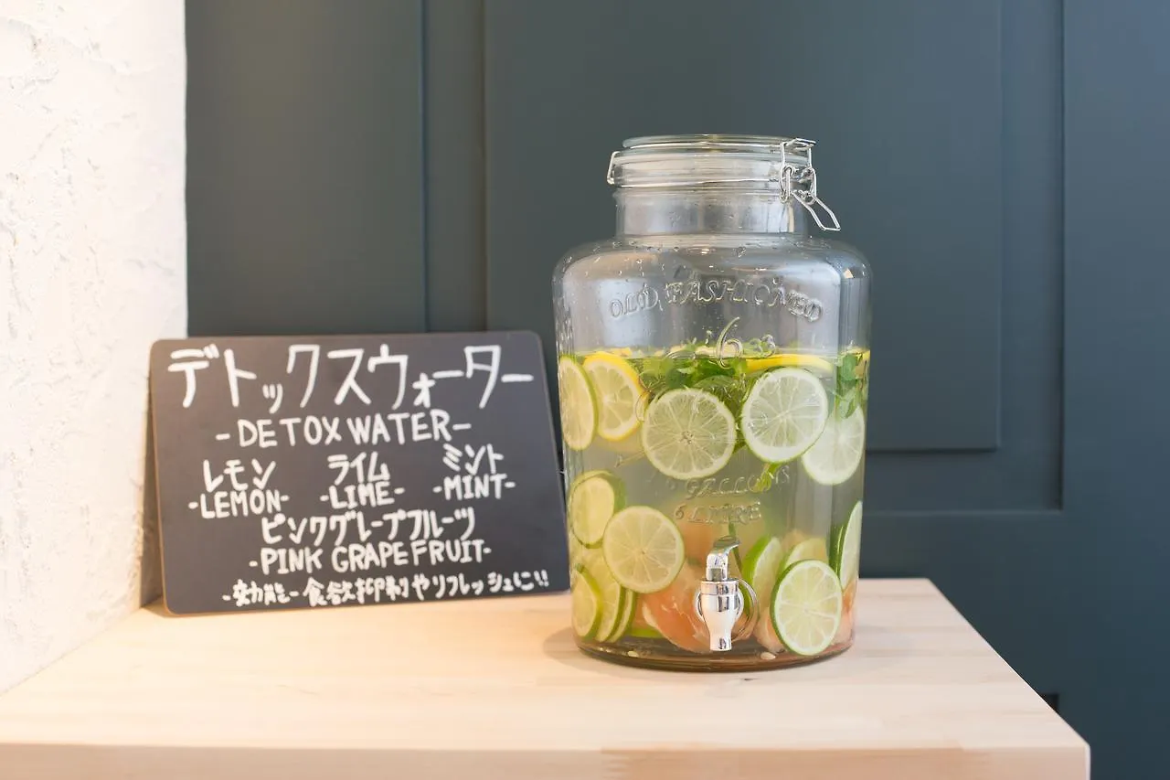 New Japan Lady'S Capsule Hotel Osaka