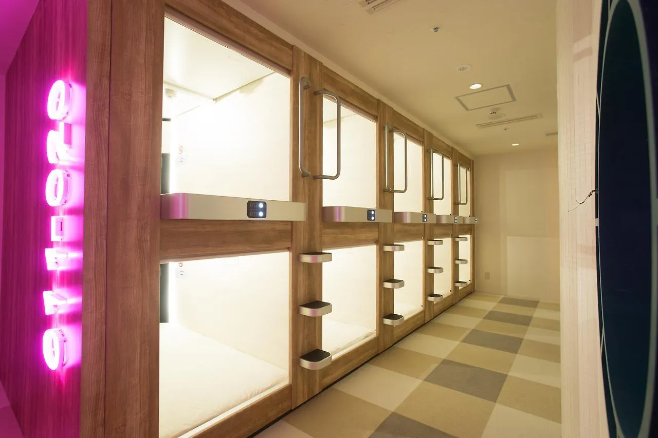 New Japan Lady'S Capsule Hotel 大阪市